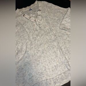 Aerie Women's Cream & Speckled Lace up Front Pullover Sweater Size Medium EUC